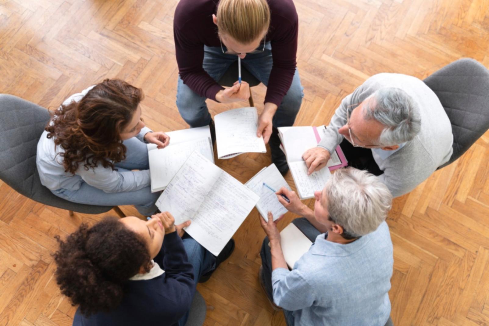 Espacio de trabajo diseñado para el desarrollo personal y financiero